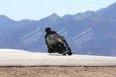 media/Dec-08-2024-CVMA (Sun) [[267e5a7075]]/Race 4-Amateur Supersport Middleweight/